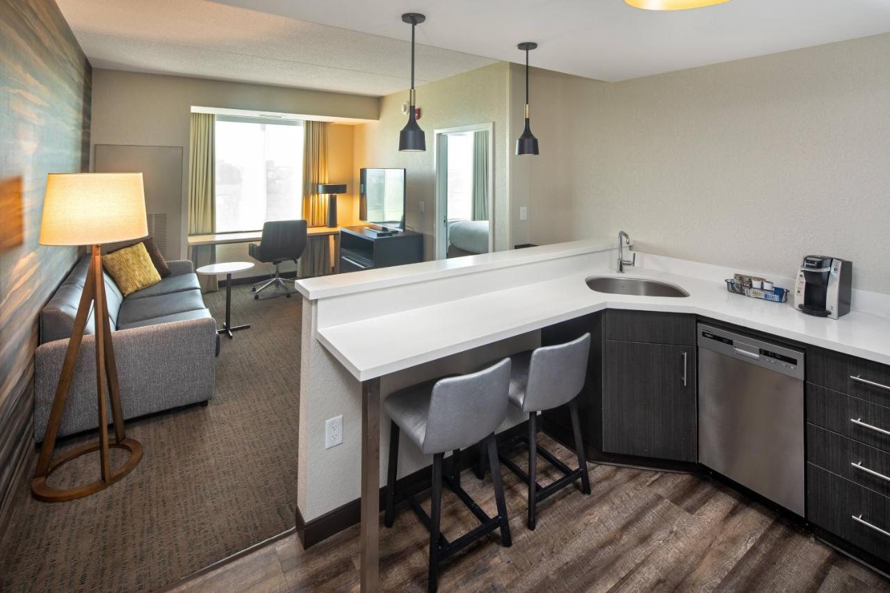 Residence Inn By Marriott Toronto Mississauga West Exterior foto